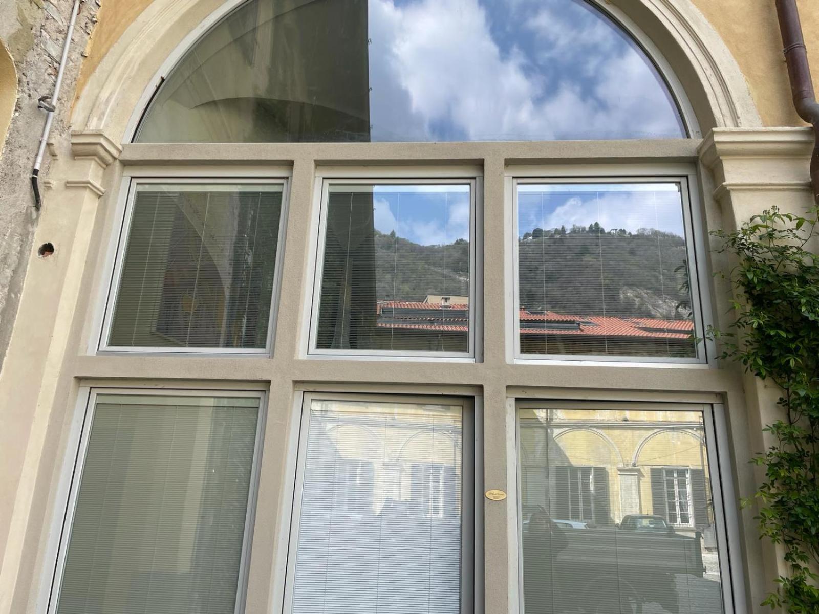 Apartament L'Arco Del Convento Como Zewnętrze zdjęcie
